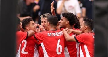 اتحاد الكرة يكشف حقيقة سفر وفد من الفنانين لمؤازرة المنتخب الأولمبى أمام فرنسا