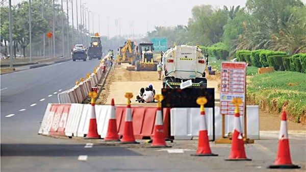 بلدية العين تنفذ 5 مشاريع لصيانة ورفع كفاءة الطرق