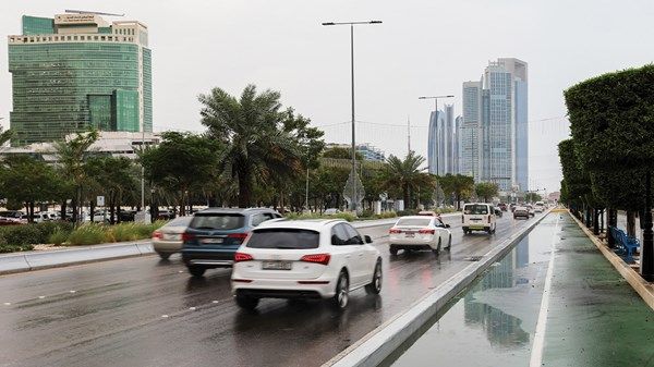 استمرار هطول أمطار الخير على إمارة أبوظبي