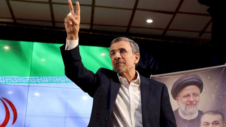 فشل محاولة اغتيال رئيس إيران السابق أحمدي نجاد بـ"اللاند كروزر"