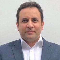 الدعاية والحرب النفسية في الانتخابات الأمريكية.. ترامب ضد كامالا