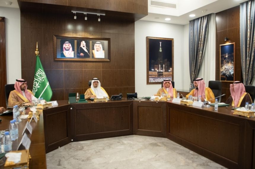 نائب أمير مكة يتابع تفاصيل ضاحية "بوابة مكة" الجديدة