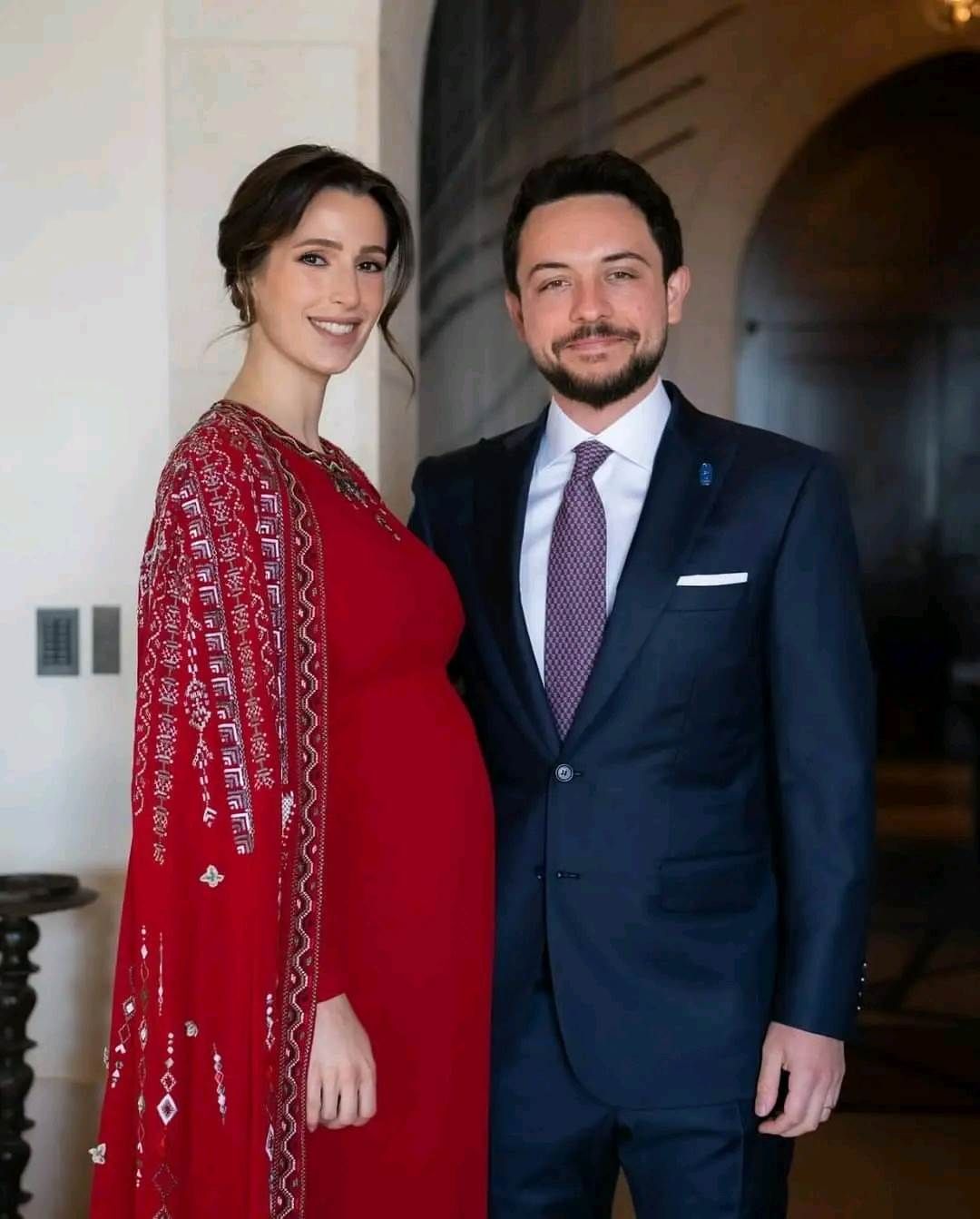 ولي العهد الأردن وزوجته الأميرة رجوة يرزقان بالأميرة «إيمان» – صور