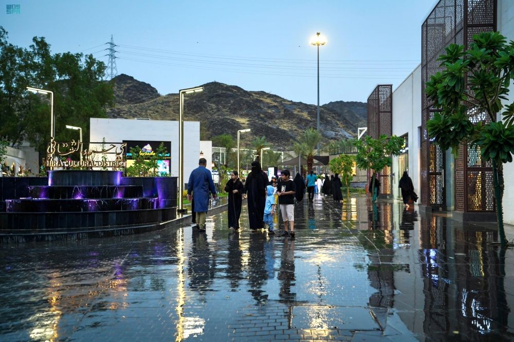 جازان الأعلى.. 112 محطة ترصد هطول أمطار في 6 مناطق