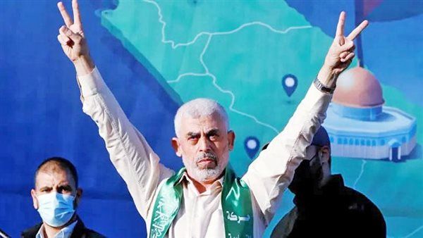 «السنوار» الروائى الفنان يستكمل المشوار