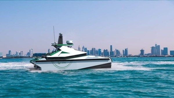 شرطة دبي تطور الأنظمة الذكية لمشروع زورقها "هدّاد"