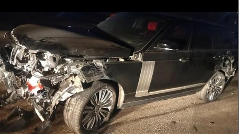 إصابة موظف صدمته سيارة بطريق الواحات