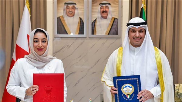 الكويت والبحرين توقعان برنامجاً تنفيذياً لاتفاقية التعاون السياحي