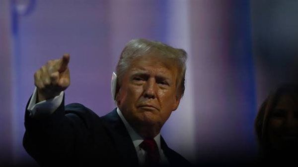 ترامب يهاجم هاريس: "لا تحترم الشعب اليهودي"