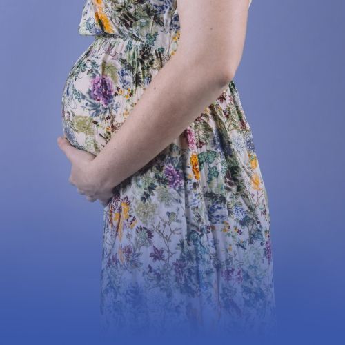 لا عيوب خلقية للجنين حال إصابة الأم بكوفيد