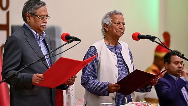 "مصرفي الفقراء" يؤدي اليمين لقيادة حكومة بنغلادش