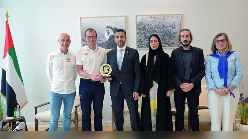 الامارات | بوعصيبة: اتفاقية شراكة مع الاتحاد الفرنسي للارتقاء بمستوى الدرّاجين