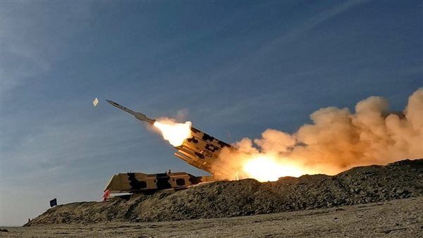 حزب الله يستهدف ثكنة راميم بالصواريخ