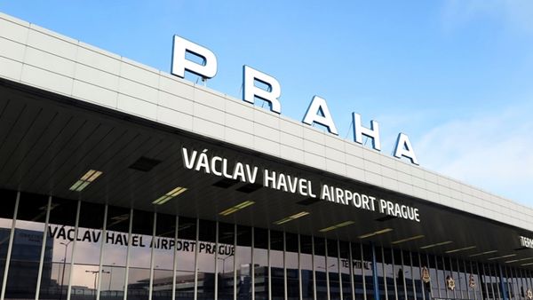 تأجيل رحلة في براغ بسبب وجود جسم مشبوه