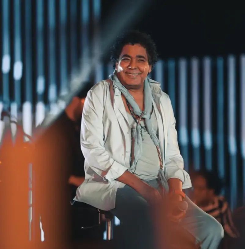 الامارات | محمد منير ليس بخير ..انتكاسة صحية جديدة والأطباء يقررون نقله الى ألمانيا