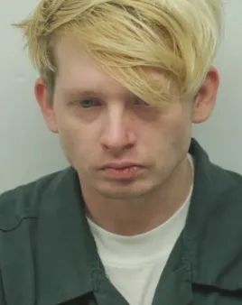 الامارات | أشعل حريقا في المطعم احتجاجا على كثرة الزبائن