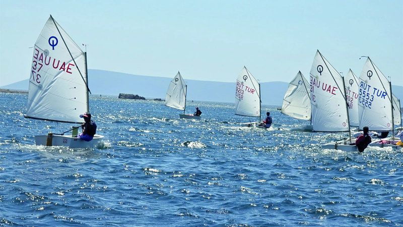 الامارات | «أبوظبي للشراع الحديث» ينافس 500 بحار على «كأس أورا»