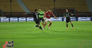 تعادل سلبى بين الأهلى وزد بعد مرور 15 دقيقة