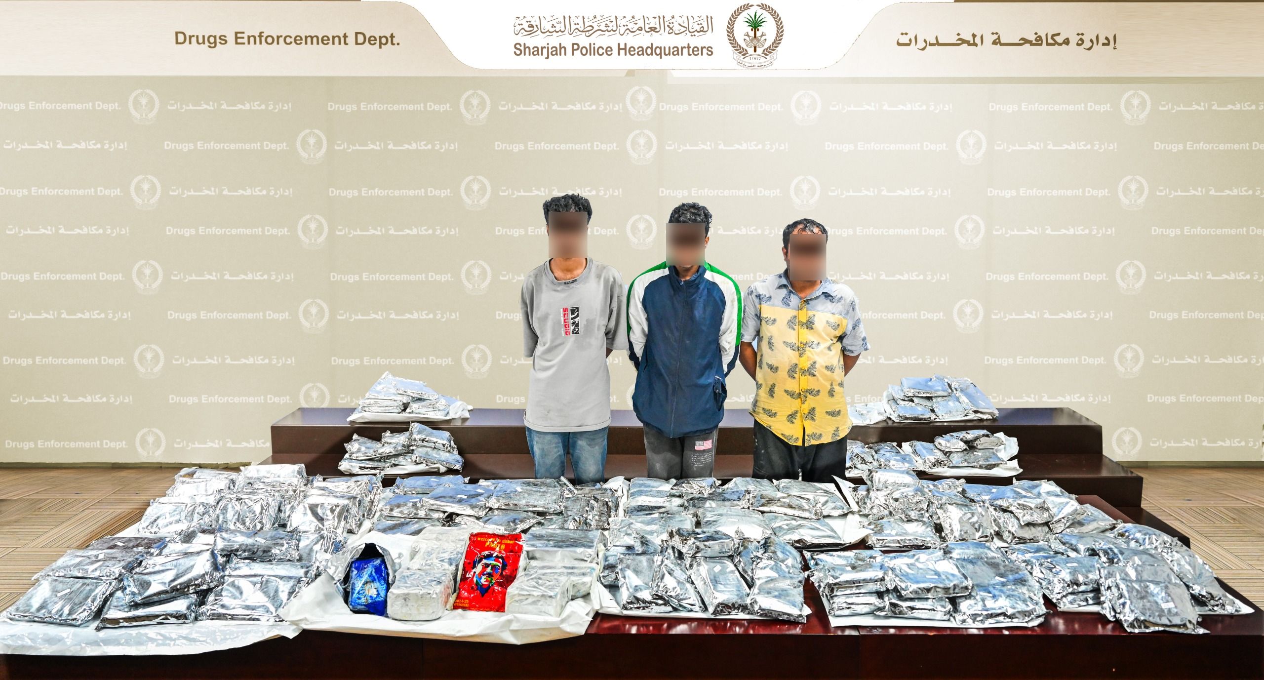 الامارات | شرطة الشارقة تضبط تشكيلاً عصابياً خطط لتهريب وإدخال المواد المخدرة في أحجار رخامية