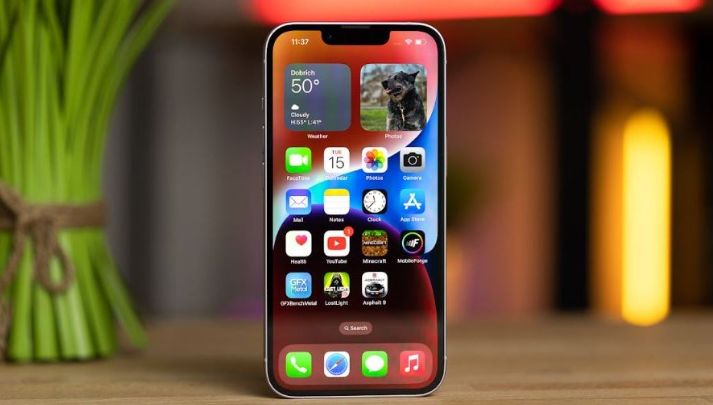 تكنولوجيا: ابل تخطط لدعم هاتف iPhone SE القادم بتصميم عصري