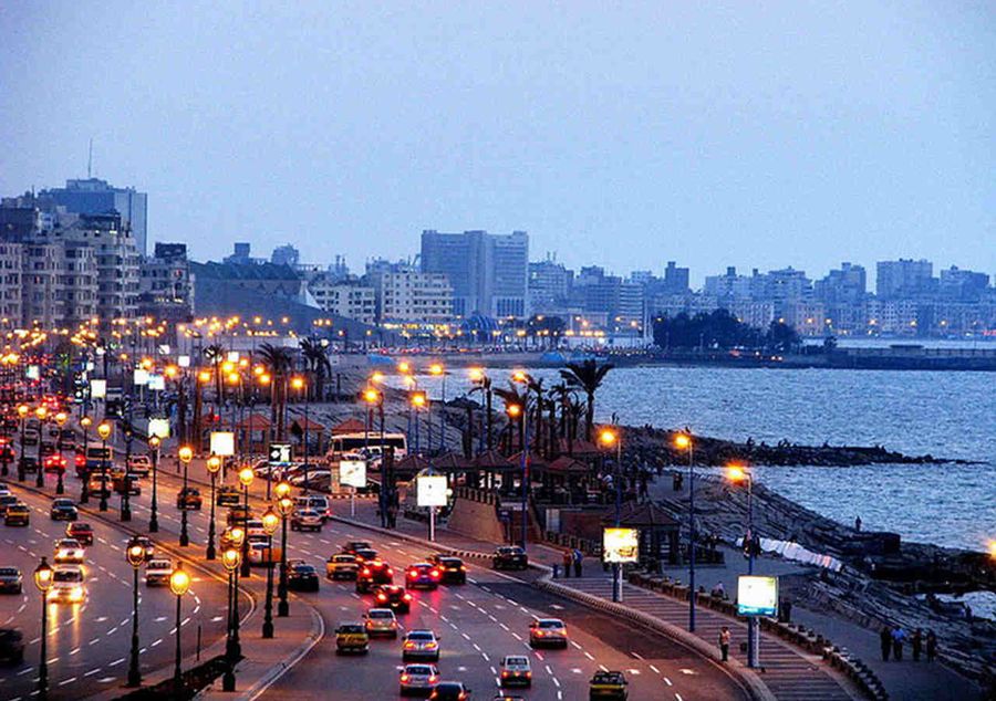 ضبط مصنع لإعادة تدوير زيوت الطعام المستهلكة في الإسكندرية