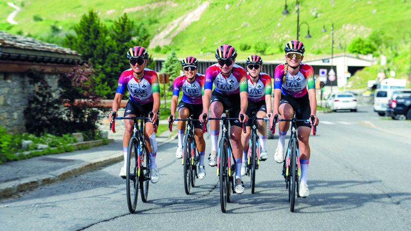 الامارات | «الإمارات القابضة» يشارك في طواف فرنسا للسيدات بـ 7 لاعبات