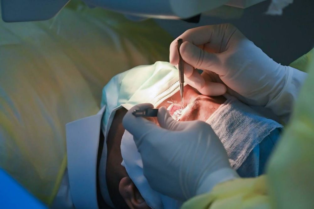 لأول مرة بالمدينة المنورة.. نجاح  زراعة قرنية صناعية دائمة