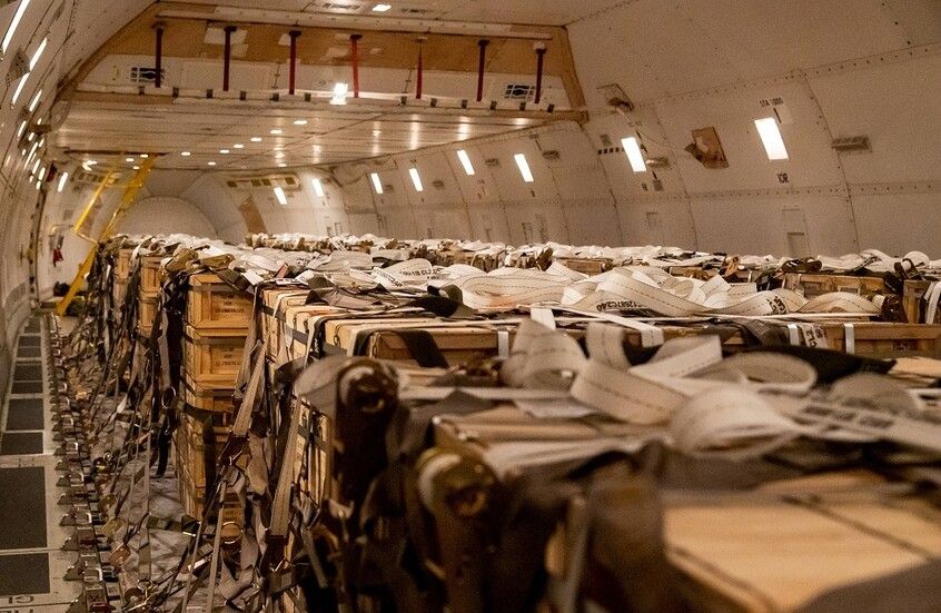 الخليج اليوم .. "وول ستريت جورنال" تعلن عن شحنة قنابل أمريكية إلى السعودية بأكثر من 750 مليون دولار