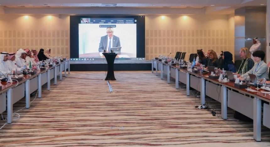 الرياض.. المملكة تبحث سبل تعزيز التعاون مع "الصحة العالمية"