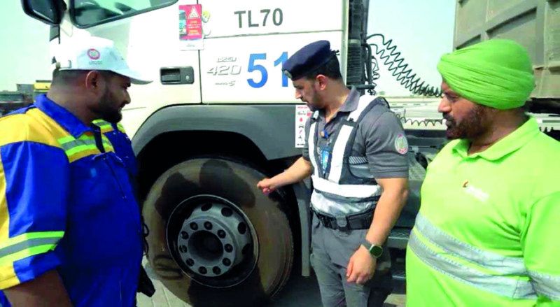 الامارات | مبادرة ميدانية للتوعية المرورية في الشركات الخاصة