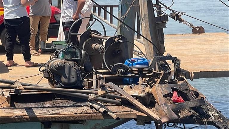 جثة على سطح الصندل.. حادث مروع بمعدية أبو غالب