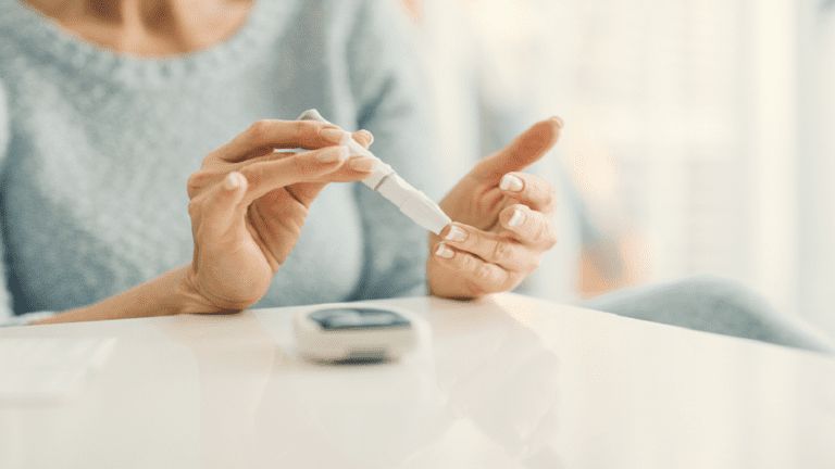 الفحوصات الدورية لمرضى السكري