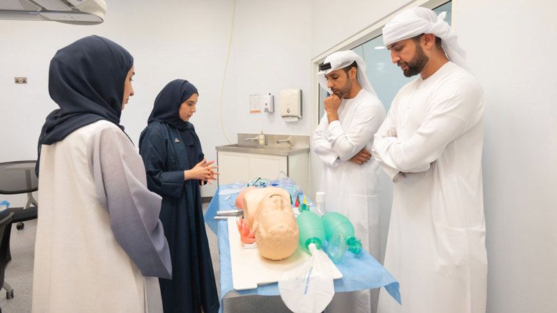 الامارات | تدريب رواد الفضاء الإماراتيين على زراعة الخلايا في الفضاء