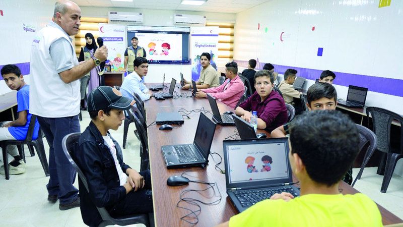 الامارات | المدرسة الرقمية تقدم أنشطة تعليمية في المخيم الإماراتي الأردني