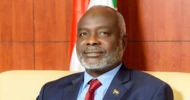 وزير المالية بالسودان يعلن تماسك الاقتصاد الوطني وتحسن الإيرادات