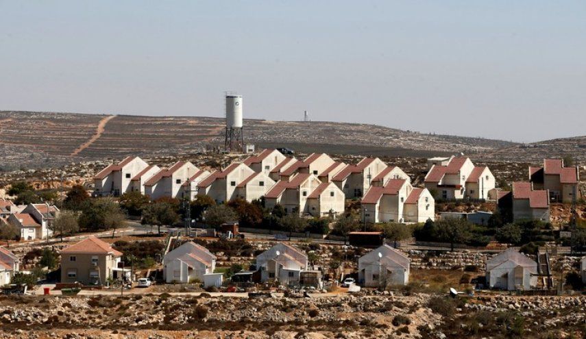 الاحتلال الإسرائيلي يهجّر سكان قرية أم الجمال في الأغوار الفلسطينية