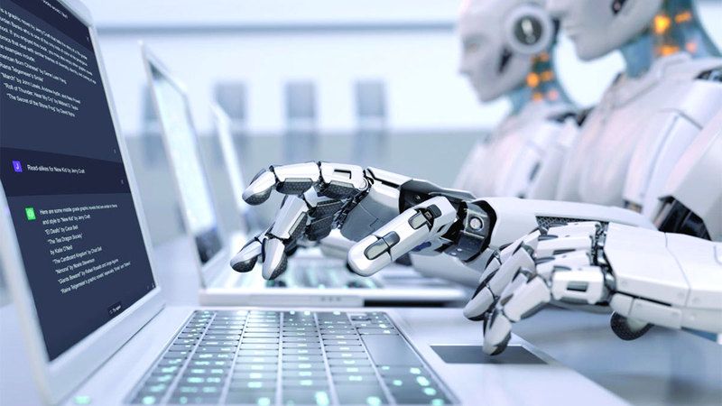 الامارات | وسيلة للتسلل الإلكتروني.. «روبوتات الدردشة» صديق لا يحفظ الأسرار