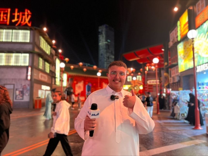 استعداد نفسي.. "اليوم" ترصد مشاعر الأسر والطلاب في موسم جدة قبل بدء العام الدراسي