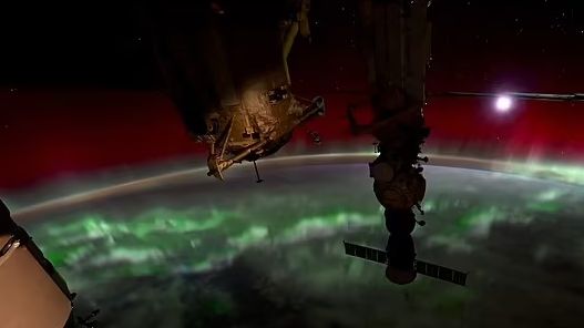 تكنولوجيا: شاهد الأضواء الشمالية من الفضاء.. ناسا تنشر صورا جديدة للشفق القطبى