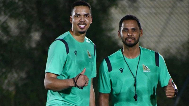 الامارات | إسماعيل أحمد: أتطلع لتأسيس عقلية قتالية للاعبي الظاهرة