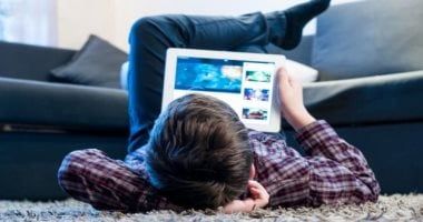 تكنولوجيا: لحماية طفلك من التحرش والابتزاز.. 4 خطوات لدعم خصوصيته على الإنترنت