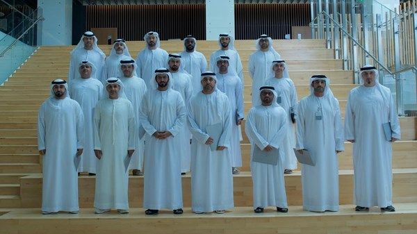 شرطة أبوظبي تحتفي بتخريج «برنامج القيادات الثاني» بالتعاون مع أكاديمية أنور قرقاش الدبلوماسية