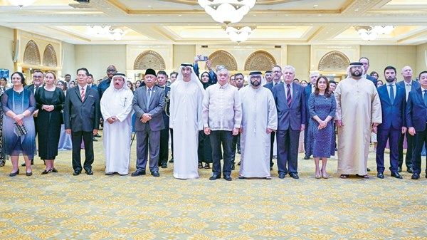 ثاني الزيودي يحضر حفل السفارة الفلبينية