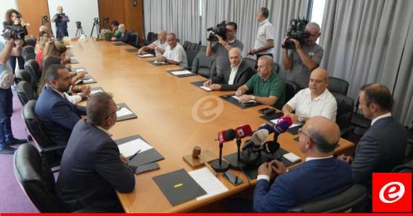 توقيع عقد تعاون بين نقابة اطباء لبنان في بيروت وشركة "omt" لتسهيل امور الطبيب