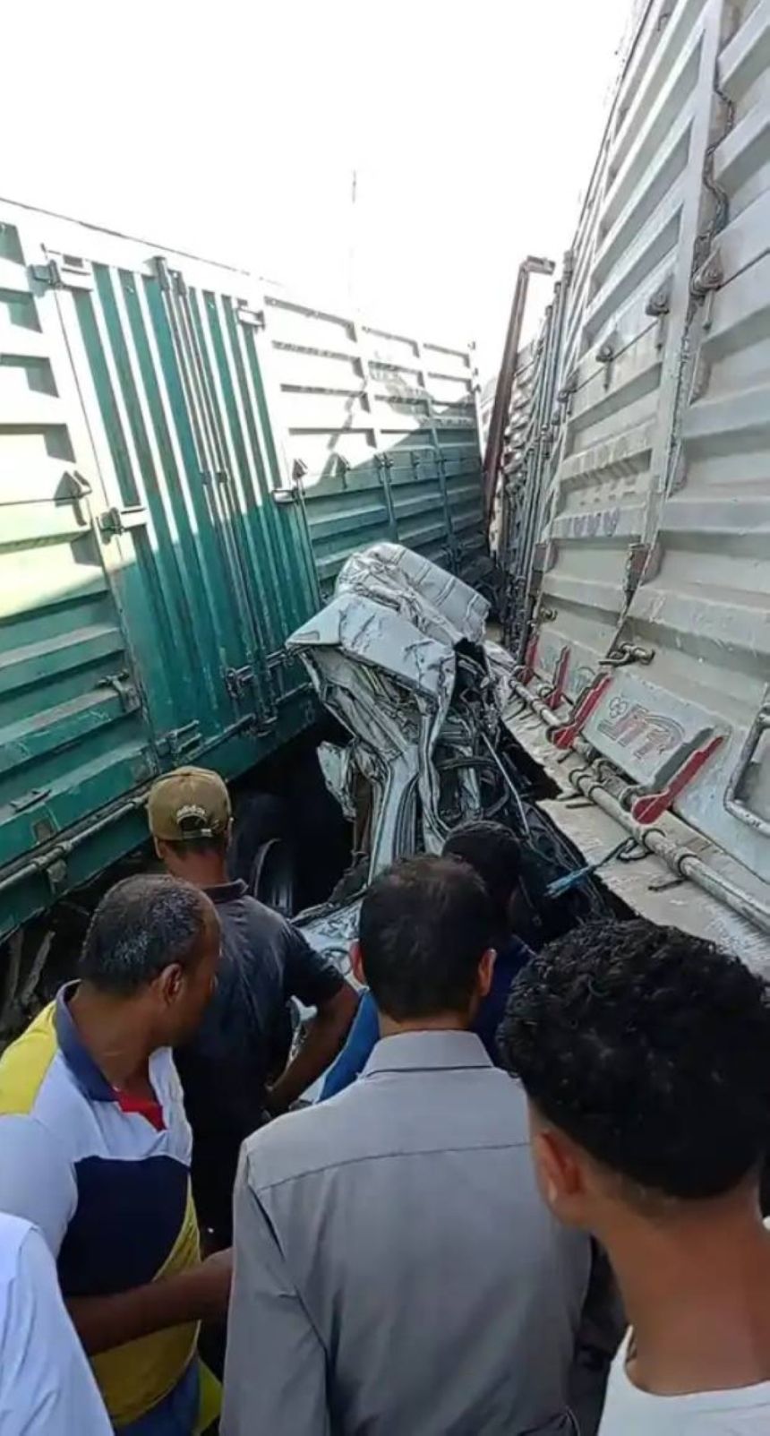 الإسكندرية.. مصرع وإصابة 5 في تصادم قطار بعدد من السيارات