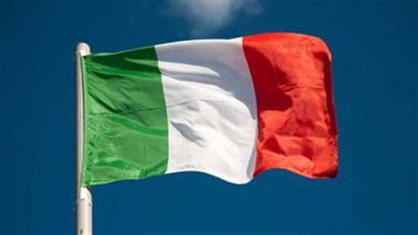 إيطاليا تستعين بالروبوت "روف" للعثور على مفقودي يخت غرق بجزيرة صقلية