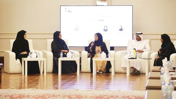 «بيوت آمنة ومستدامة» في جلسة بأبوظبي