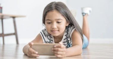 تكنولوجيا: احمى طفلك من الإنترنت.. هكذا تحمى أبنائك من التنمر على فيس بوك