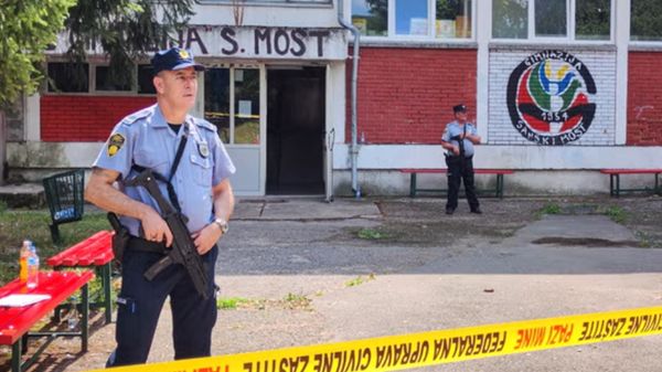 3 قتلى جراء إطلاق نار بمدرسة في البوسنة