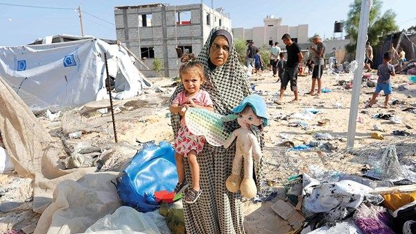 منظمات إغاثة دولية تدعو إلى حملة لقاحات ضد شلل الأطفال